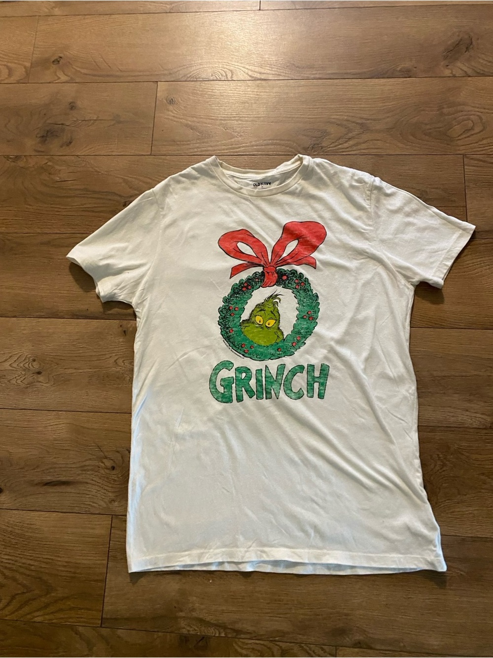Old Navy White Grinch Graphic Tee with Red Bow